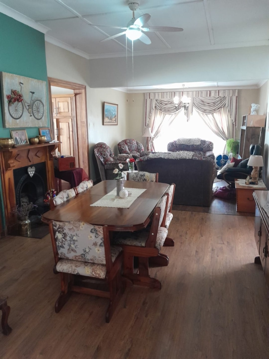 4 Bedroom Property for Sale in Frankfort Free State